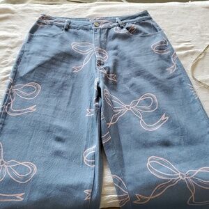 Bailey Rose Blue with Pink Bow Pattern, Wide‎ Leg Sz. M Blue Jeans